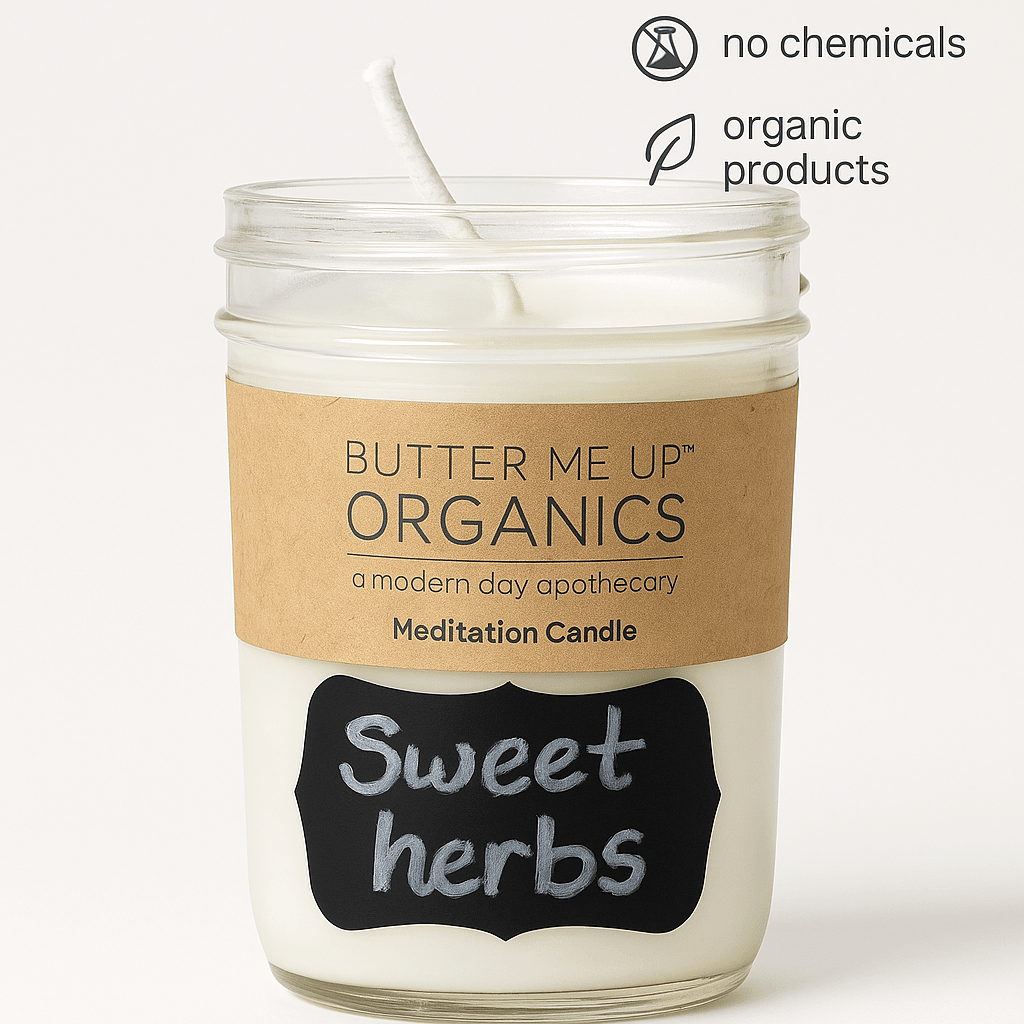 Close-up of Sweet Herbs soy wax candle in a glass jar, clean white background – ecobeaut.com – no chemicals, organic products