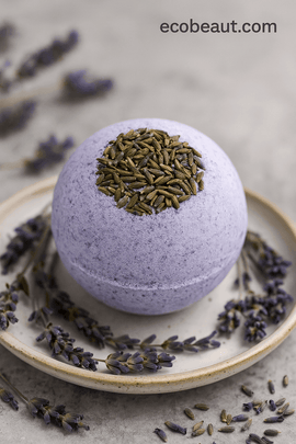 Lavender bath bomb on a ceramic dish with fresh lavender sprigs – natural and relaxing spa product by ecobeaut.com