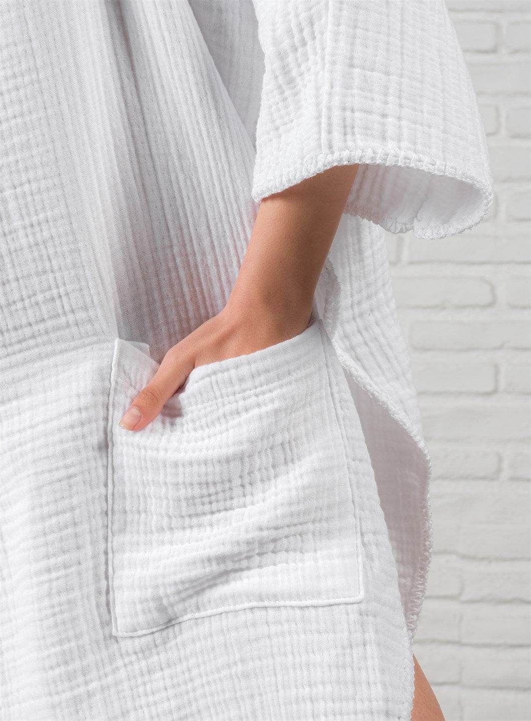 Organic Cotton Boho Surf Poncho – Versatile and Sustainable Beachwear